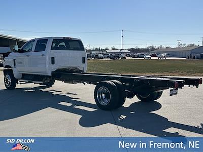 2023 Chevrolet Silverado 6500 Crew Cab DRW 4WD, Cab Chassis for sale #1T231502 - photo 2