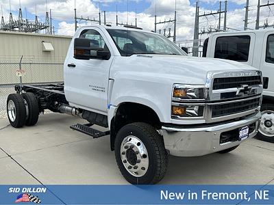 New 2024 Chevrolet Silverado 5500 Work Truck Regular Cab 4WD Cab Chassis for sale #1T241061 - photo 2