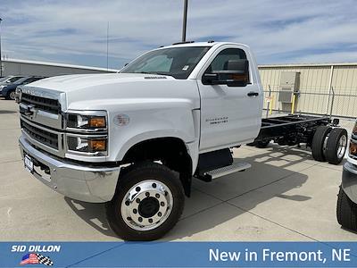 2024 Chevrolet Silverado 6500 Regular Cab DRW 4WD, Cab Chassis for sale #1T241688 - photo 1