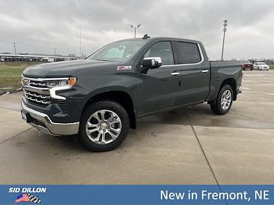 2025 Chevrolet Silverado 1500 Crew Cab 4WD Pickup for sale #1T251035 - photo 1