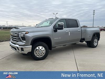 New 2025 Chevrolet Silverado 3500 LTZ Crew Cab 4WD Pickup for sale #1T251064 - photo 1