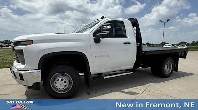 New 2025 Chevrolet Silverado 3500 Work Truck Regular Cab 4WD Flatbed Truck for sale #1T251454 - photo 1