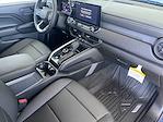 New 2025 Chevrolet Colorado Trail Boss Crew Cab 4WD Pickup for sale #25T0398 - photo 16