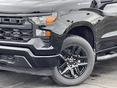 New 2025 Chevrolet Silverado 1500 Custom Crew Cab 4WD Pickup for sale #25T0809 - photo 2