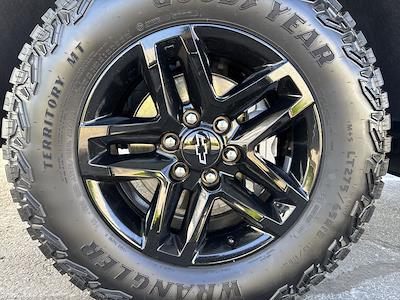Used 2024 Chevrolet Silverado 1500 - photo 1