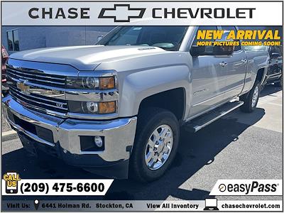 2015 Chevrolet Silverado 2500 Crew Cab SRW 4x4 Pickup for sale #T31901 - photo 1