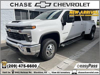 2024 Chevrolet Silverado 3500 Crew Cab 4WD Pickup for sale #T32040 - photo 1