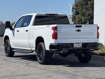 Used 2025 Chevrolet Silverado 1500 - photo 1