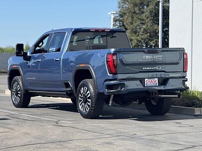 Used 2025 GMC Sierra 2500 - photo 1