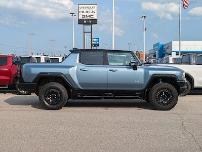 2024 GMC Hummer EV Pickup Crew Cab AWD, Pickup for sale #111684 - photo 2