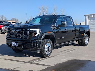 New 2025 GMC Sierra 3500 Denali Ultimate Crew Cab 4WD Pickup for sale #226546 - photo 1