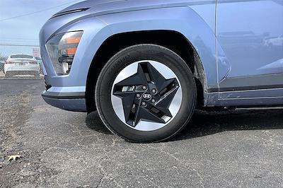 Used 2024 Hyundai Kona Electric - photo 1