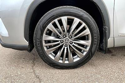 2021 Toyota Highlander AWD SUV for sale #DF12087A - photo 2