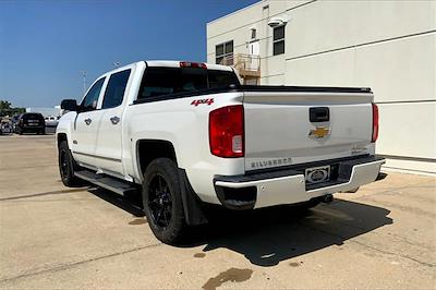 2016 Chevrolet Silverado 1500 Crew Cab 4WD Pickup for sale #F11597B - photo 2