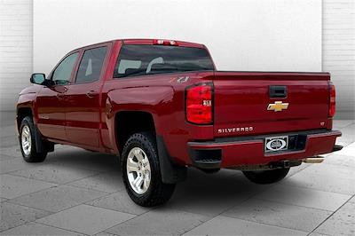2018 Chevrolet Silverado 1500 Crew Cab 4WD Pickup for sale #F11929G - photo 2