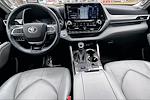 2021 Toyota Highlander AWD SUV for sale #F12032A - photo 16