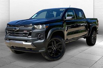 2025 Chevrolet Colorado Crew Cab 4WD Pickup for sale #F12203 - photo 2