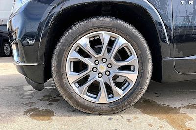 Used 2018 Chevrolet Traverse - photo 1