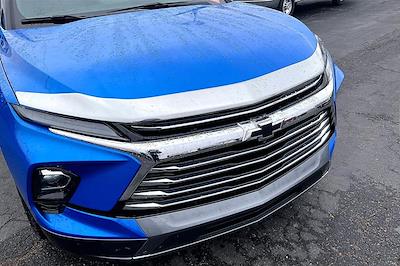 Used 2025 Chevrolet Blazer - photo 1
