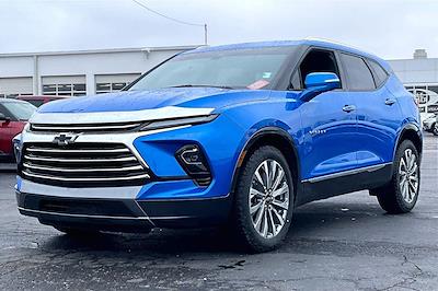 Used 2025 Chevrolet Blazer - photo 1