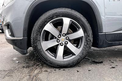 Used 2020 Chevrolet Traverse - photo 1