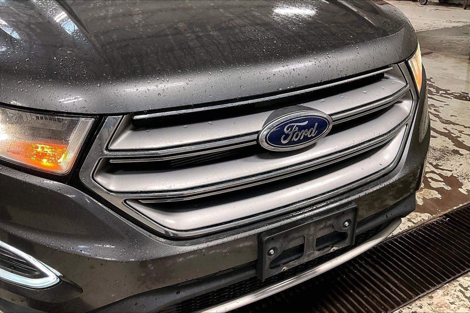 Used 2017 Ford Edge - photo 3