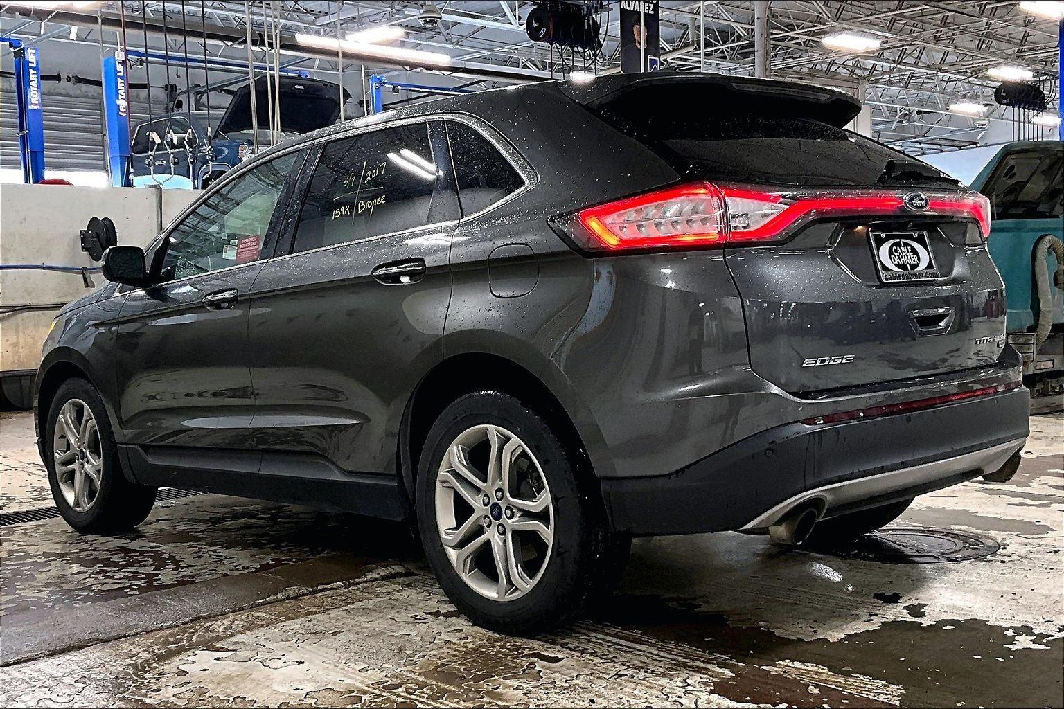 Used 2017 Ford Edge - photo 5
