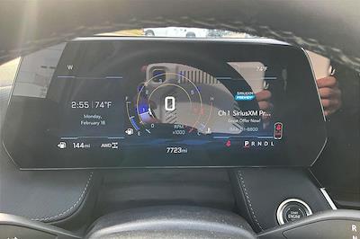 Used 2025 Chevrolet Equinox - photo 1