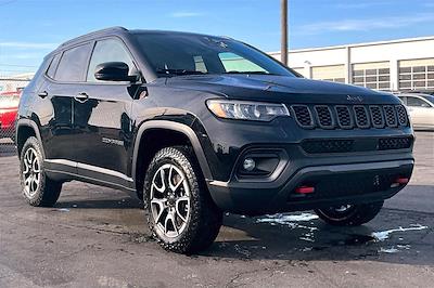 Used 2024 Jeep Compass - photo 1