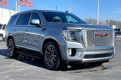 Used 2024 GMC Yukon - photo 1