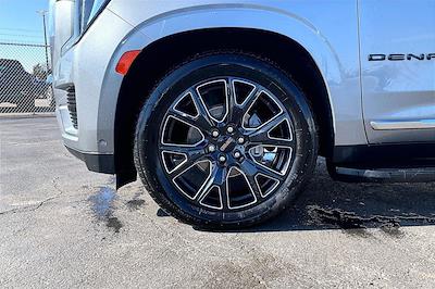 Used 2024 GMC Yukon - photo 1