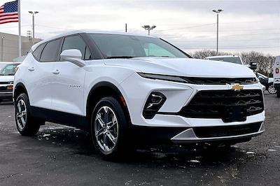 Used 2025 Chevrolet Blazer - photo 1