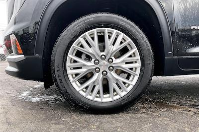 Used 2024 GMC Acadia - photo 1