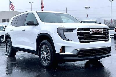 Used 2025 GMC Acadia - photo 1