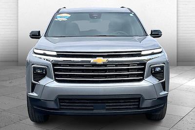 Used 2025 Chevrolet Traverse - photo 1