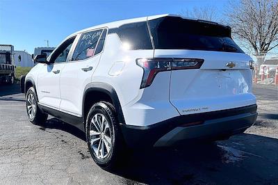 Used 2025 Chevrolet Equinox - photo 1