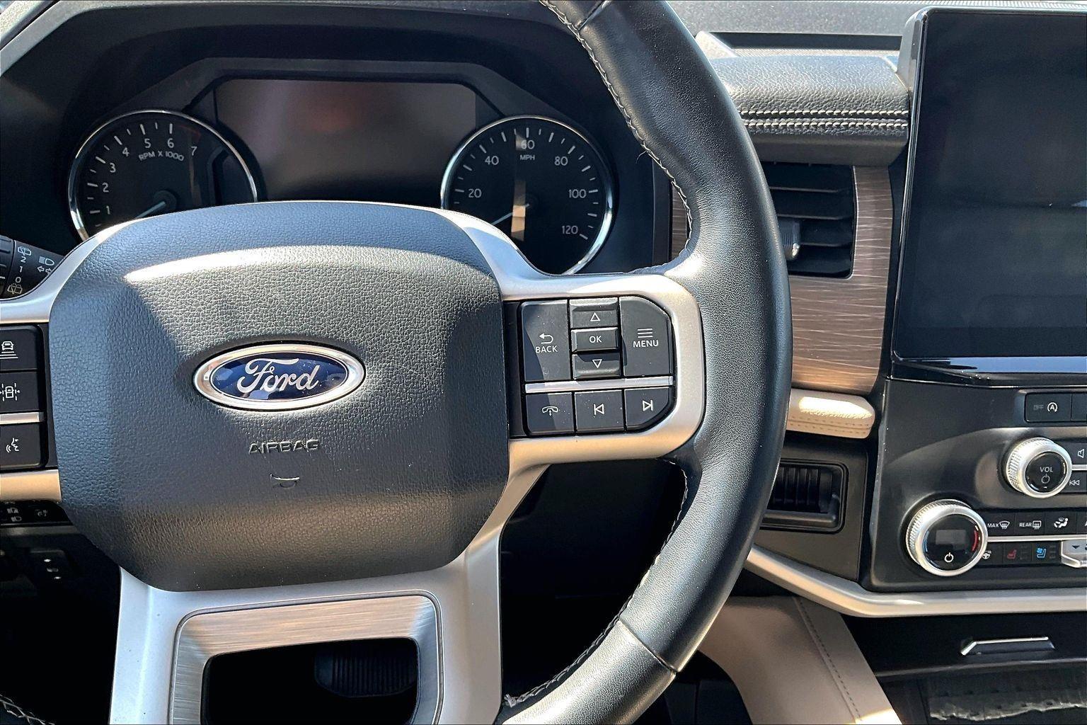 Used 2024 Ford Expedition - photo 21