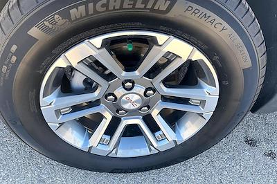 Used 2025 GMC Terrain - photo 2