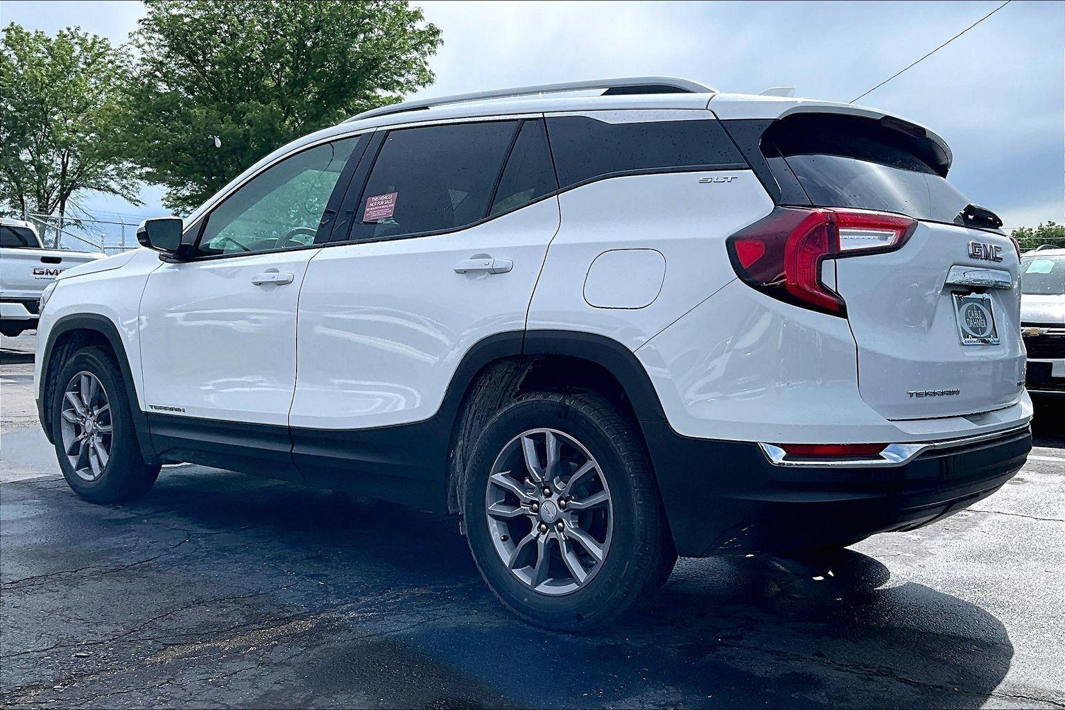 Used 2024 GMC Terrain - photo 7