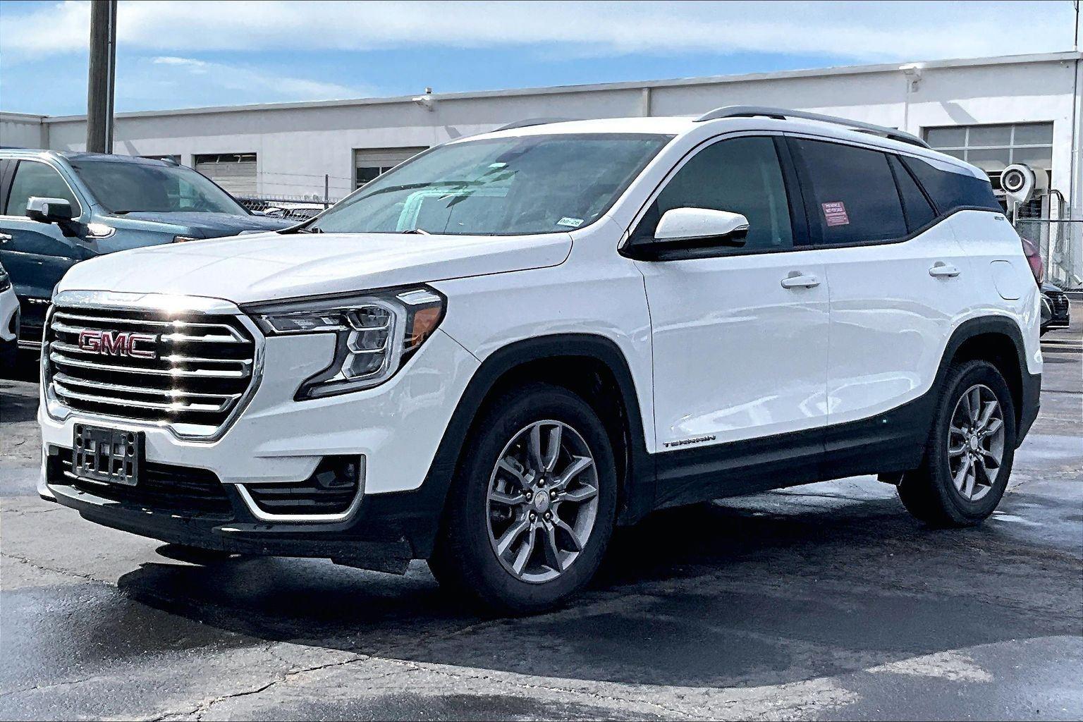 Used 2024 GMC Terrain - photo 9