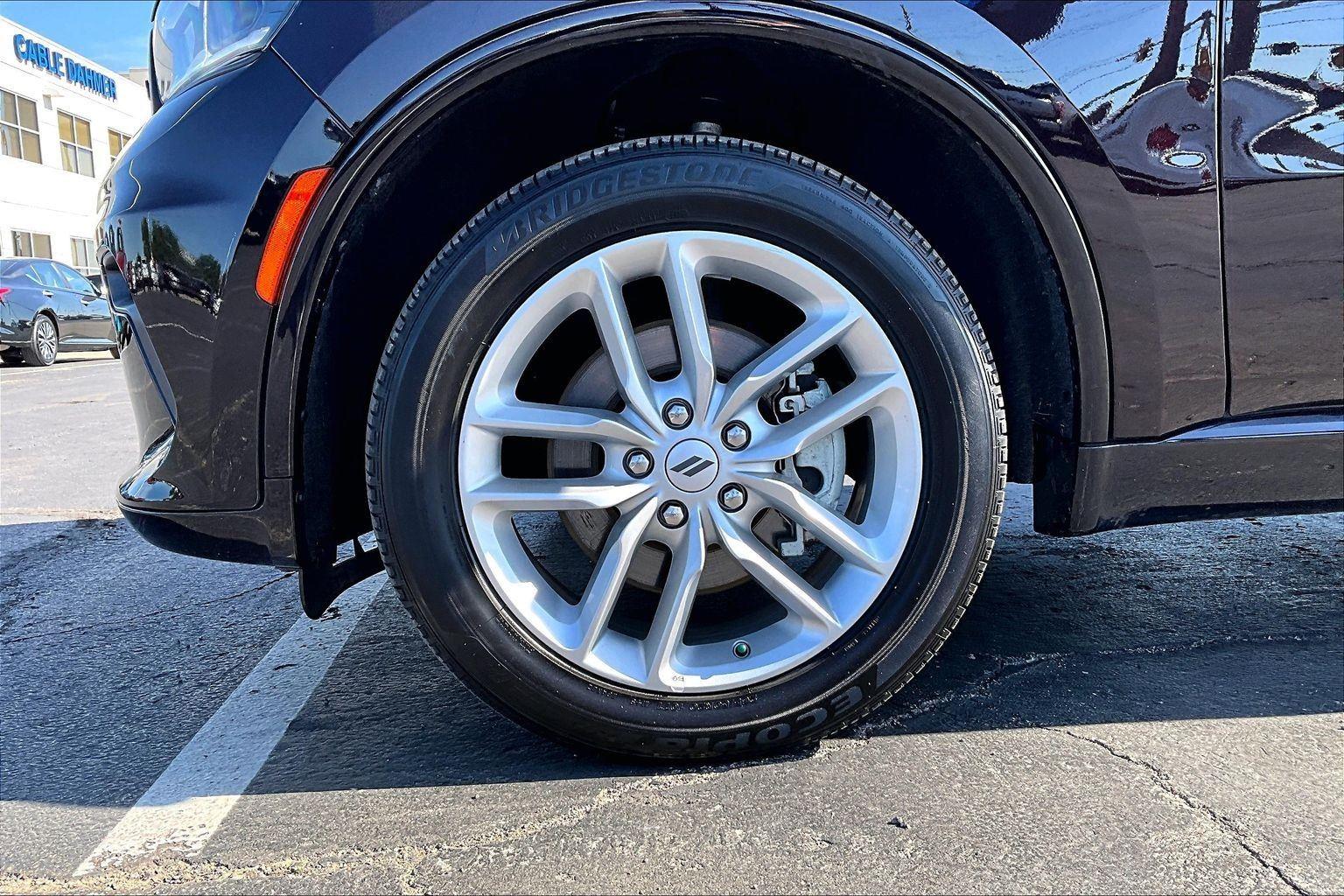 Used 2025 Dodge Durango - photo 2