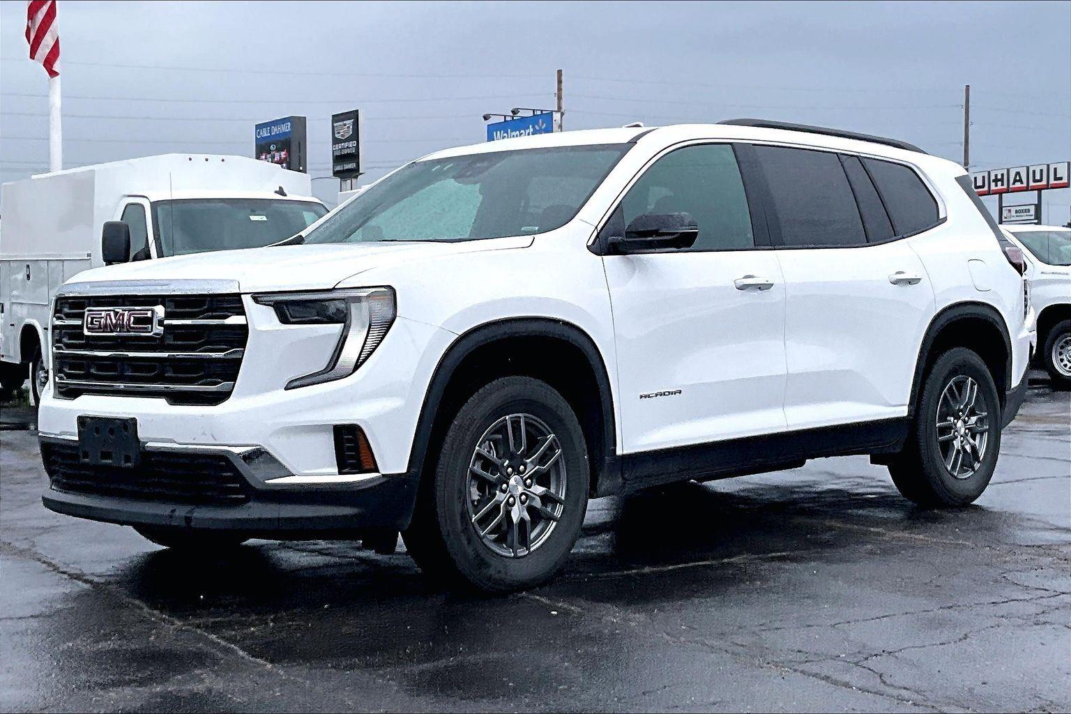 Used 2025 GMC Acadia - photo 9