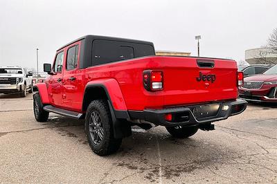 2024 Jeep Gladiator Crew Cab 4WD Pickup for sale #F12554A - photo 2