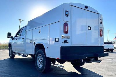 Used 2024 Chevrolet Silverado 2500 - photo 1