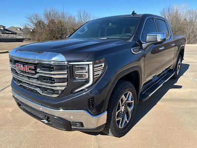 New 2025 GMC Sierra 1500 SLT Crew Cab 4WD Pickup for sale #G40564 - photo 1