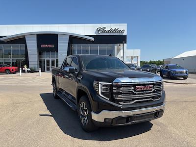 New 2025 GMC Sierra 1500 SLT Crew Cab 4WD Pickup for sale #G81801 - photo 1