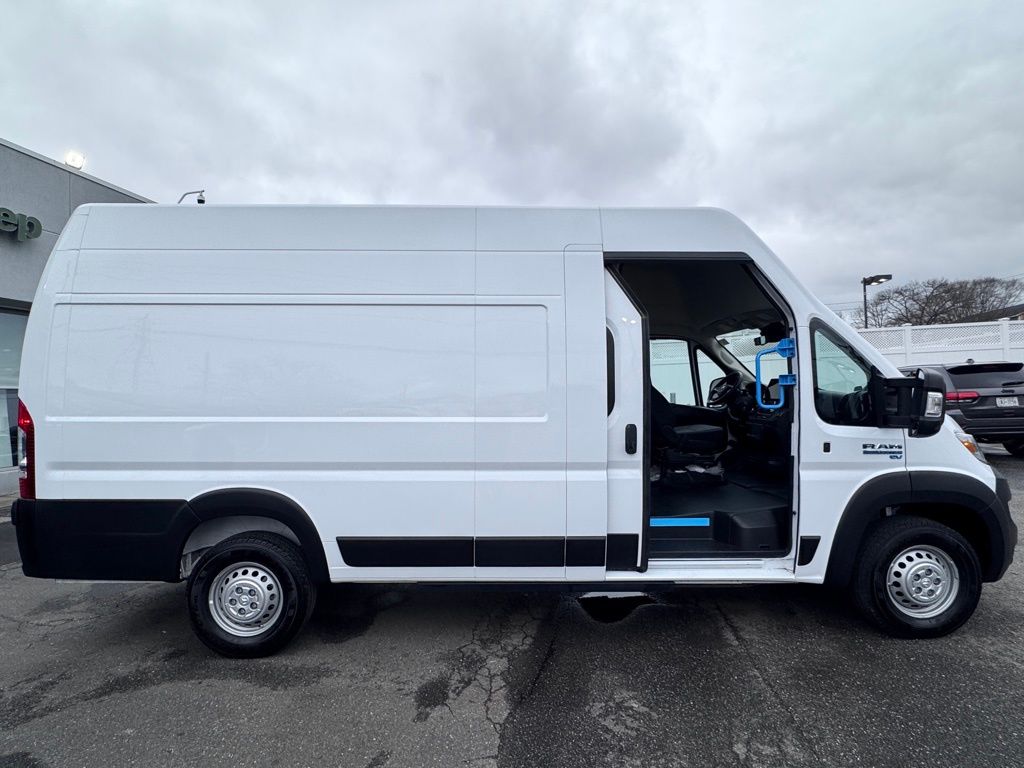 Used 2024 Ram ProMaster EV 3500 - photo 13
