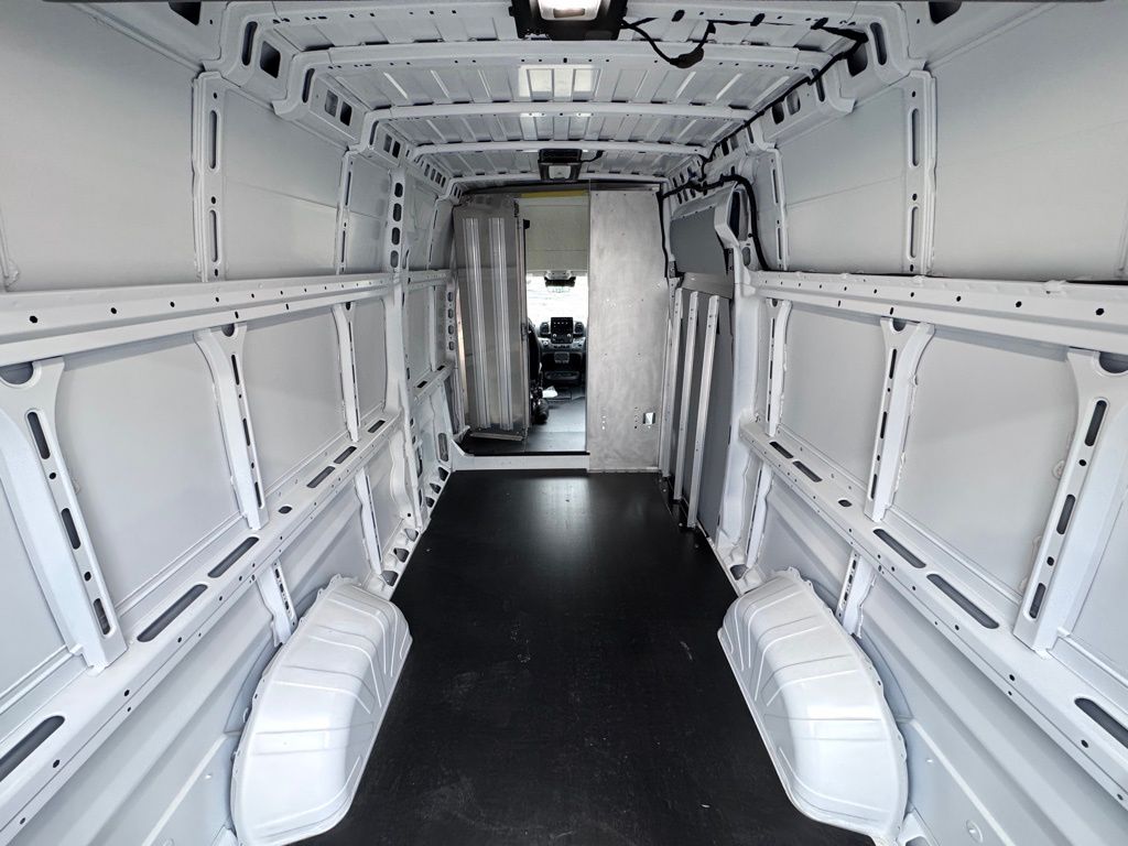 Used 2024 Ram ProMaster EV 3500 - photo 11