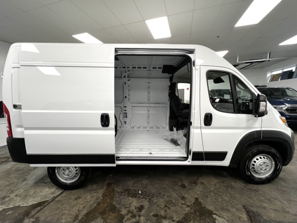Used 2024 Ram ProMaster 1500 - photo 13