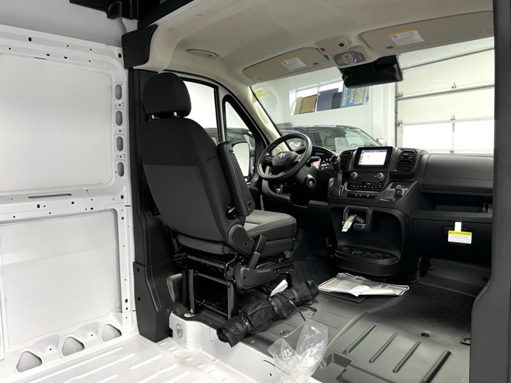 Used 2024 Ram ProMaster 1500 - photo 14